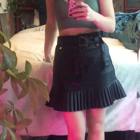 Zara leather high waisted pleaser skirt new medium - Picture 4 of 4